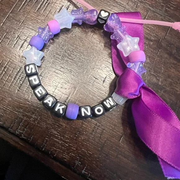 (10 pack, adjustable) Taylor Swift Eras Tour Friendship Bracelets - Picture 3 of 16